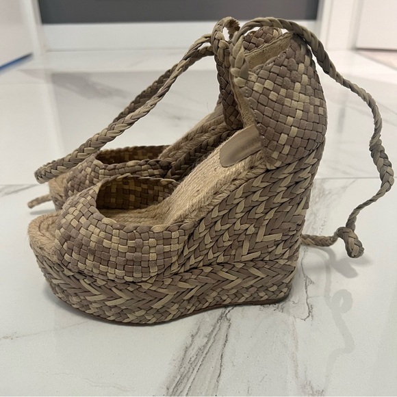 Hermes Leather Sandals- Size 36; Excellent Condition - Picture 4 of 10